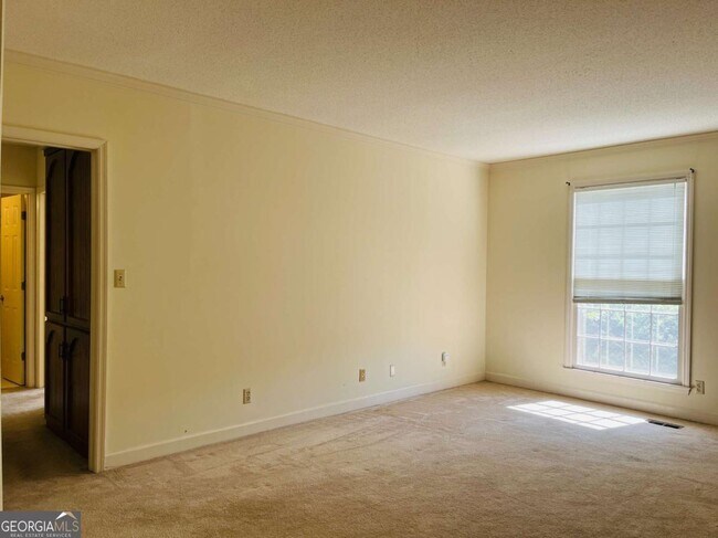 Building Photo - 207 Harwell Ave