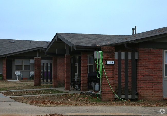 Building Photo - Village West Apartments