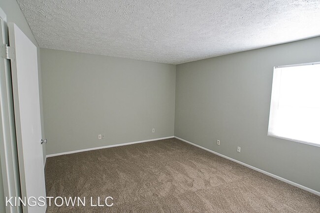 Building Photo - 1 br, 1 bath Apartment - 1901 Kingstown Drive