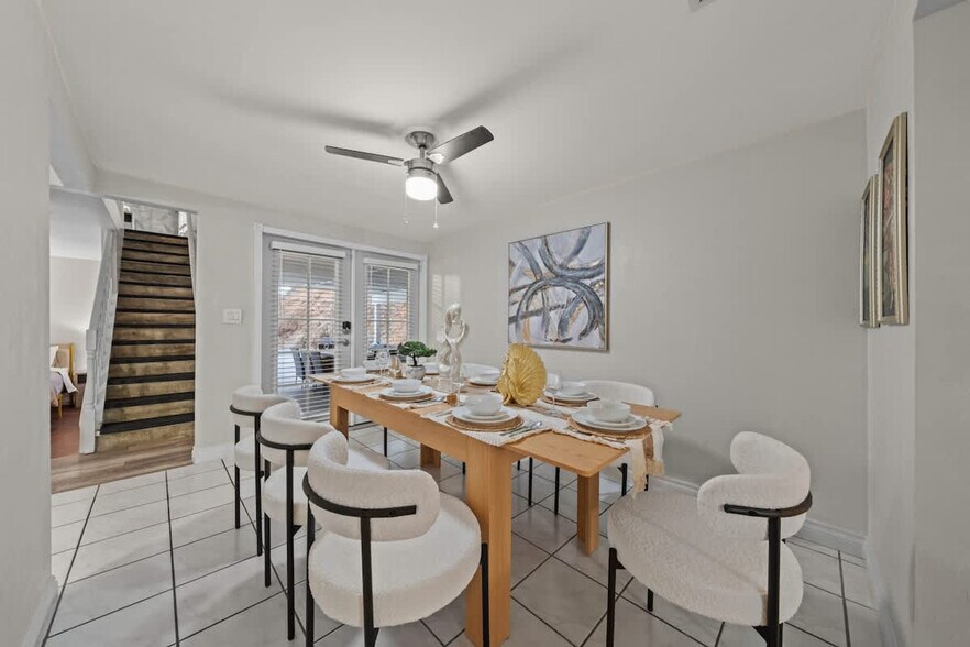 Building Photo - 10150 Sierra Madre Rd