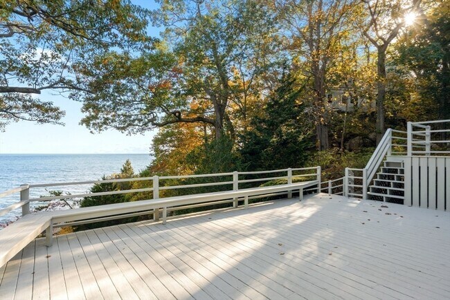 Building Photo - 23 Ocean St