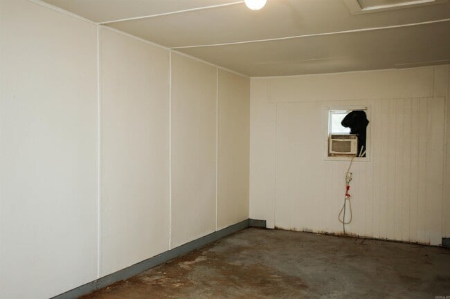 Building Photo - 2406 Belmoor Ave