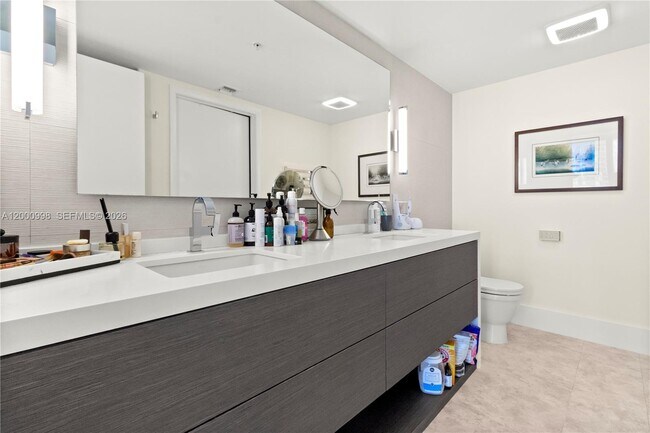 Building Photo - 92 SW 3rd St