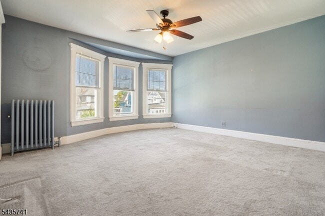 Building Photo - 42 N 21st St