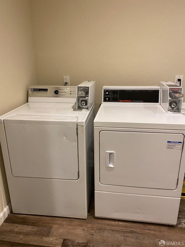 Building Photo - 1202 Treat Ave