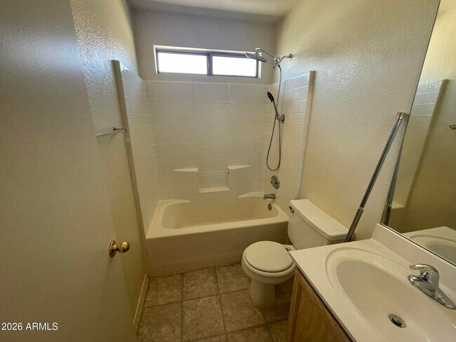 Building Photo - 4725 E Goldfinch Gate Ln