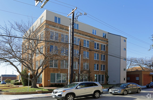 Building Photo - Pecan Place Apartments