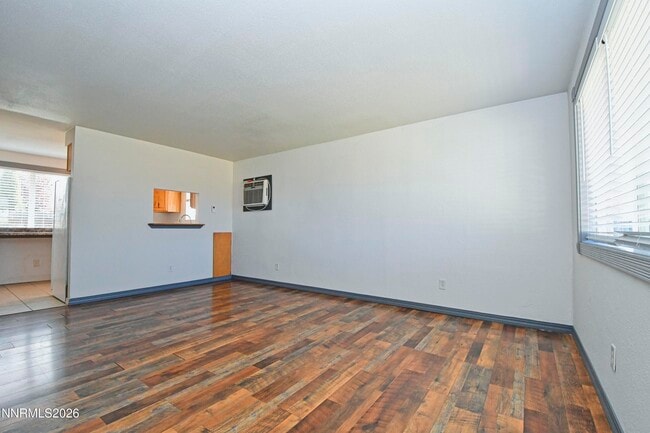 Building Photo - 10005 Sagewood Dr