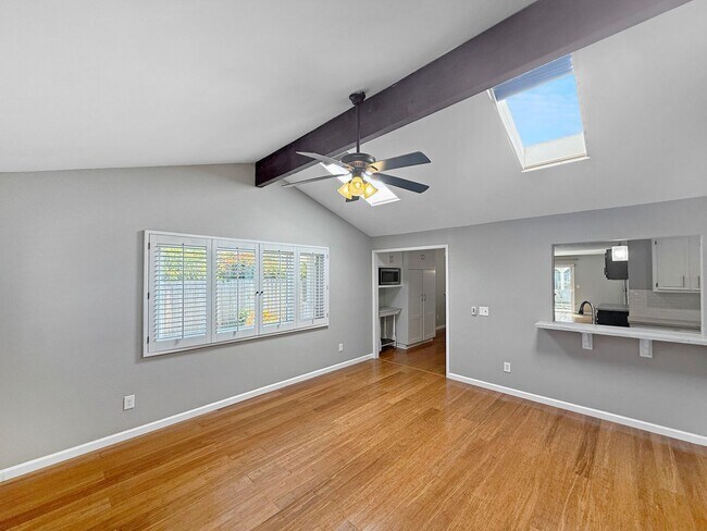 Building Photo - Beautiful 4B/2BA Home in Rancho Peñasquito...