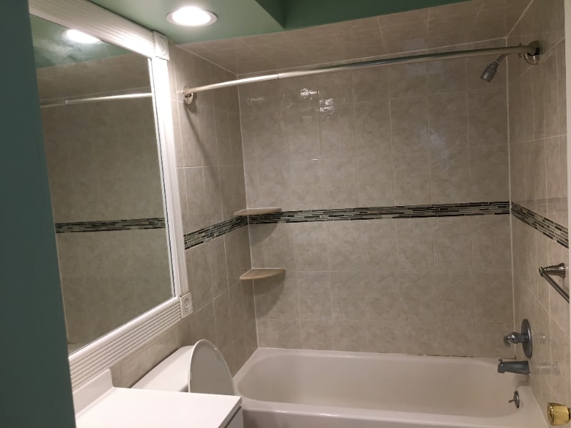 Building Photo - 140 Longfield Ct