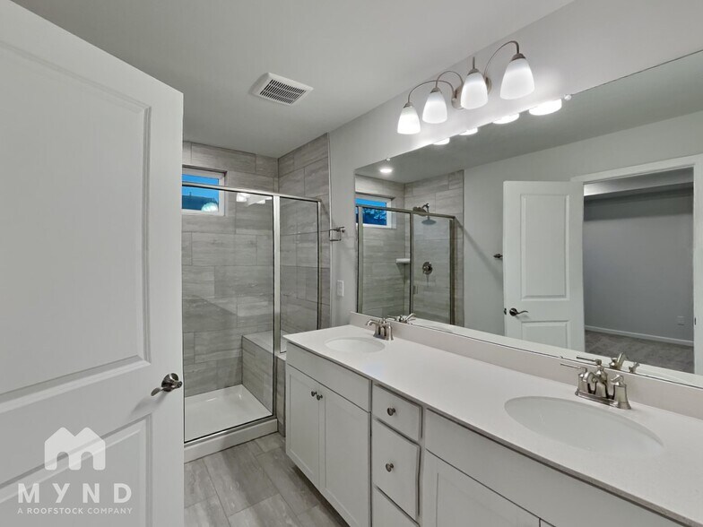 Building Photo - 507 Toffeemen Dr