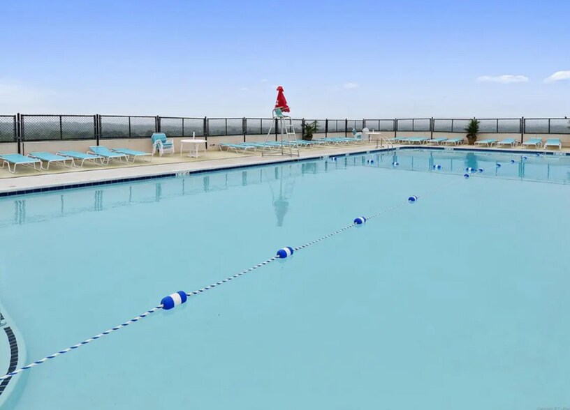 Building Photo - 5500 Friendship Blvd