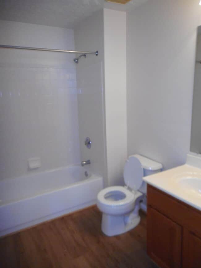 Building Photo - 108 Bayland Dr