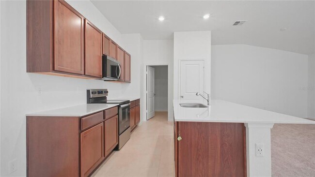 Building Photo - 2942 Lavanda Dr