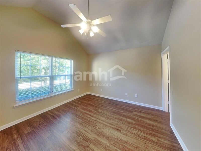 Building Photo - 5038 Preserve Blvd