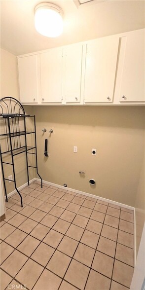 Building Photo - 8730 6th St