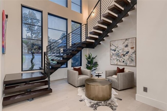 Building Photo - 6008 Lantern View Dr