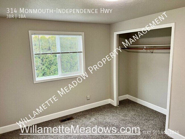 Building Photo - 314 Monmouth Independence Hwy