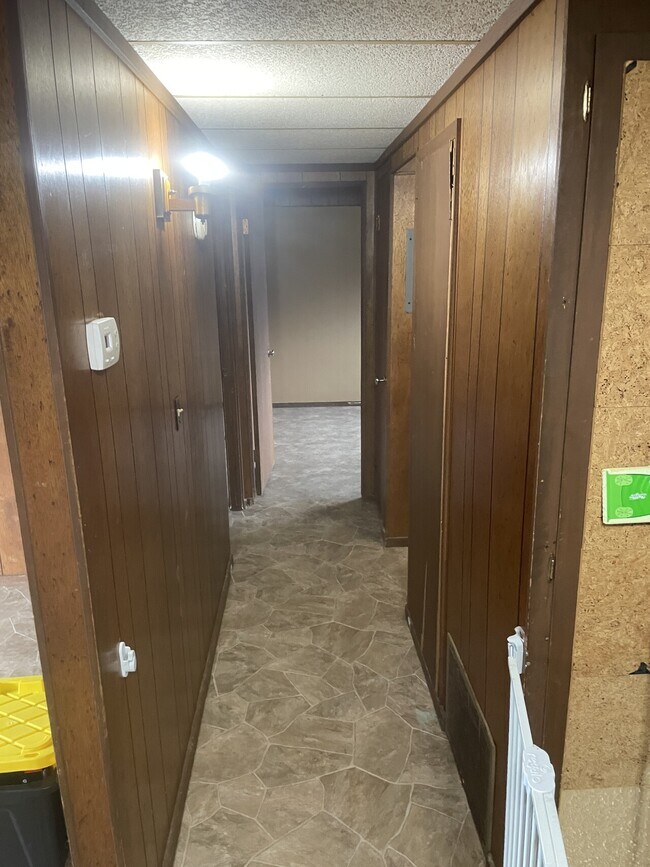 Building Photo - SR15 4 unit