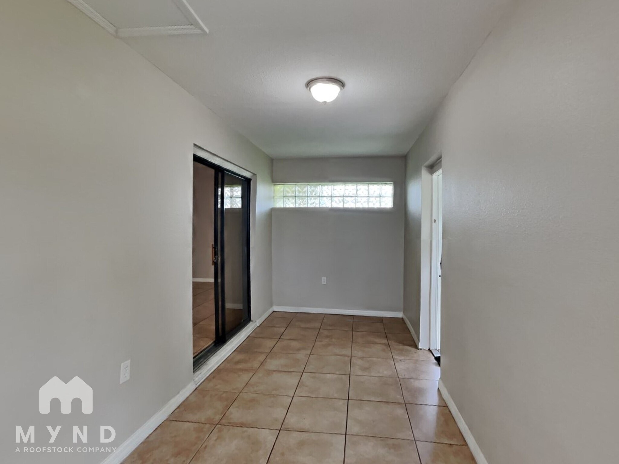 Building Photo - 530 Delido Way