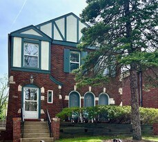 Building Photo - 7310 Lindell Blvd