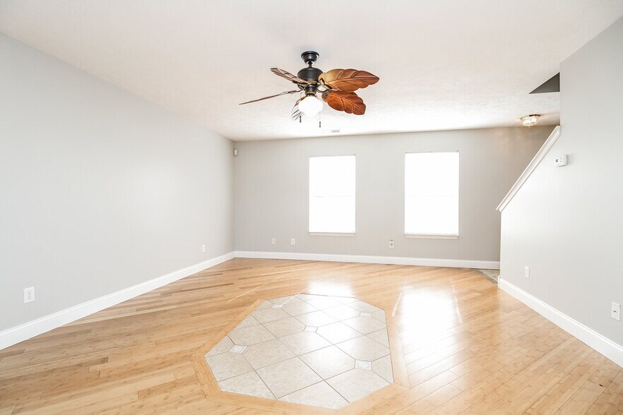Building Photo - 1627 Jo Ann Dr
