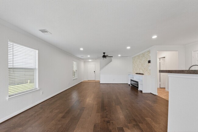 Building Photo - 15323 Trinity Meadow Dr