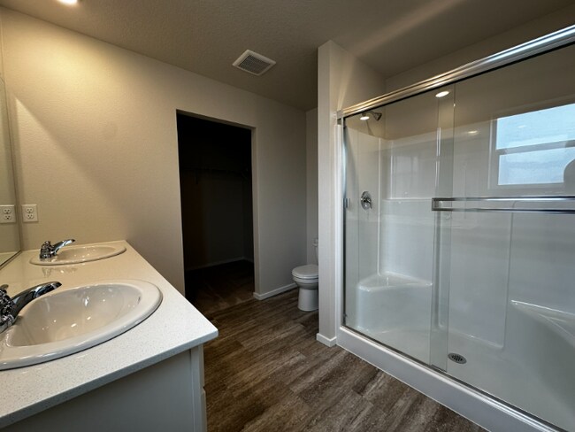 Building Photo - 3294 Southeast 35th Street