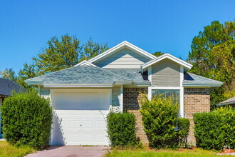Building Photo - 2658 Malibu Cir