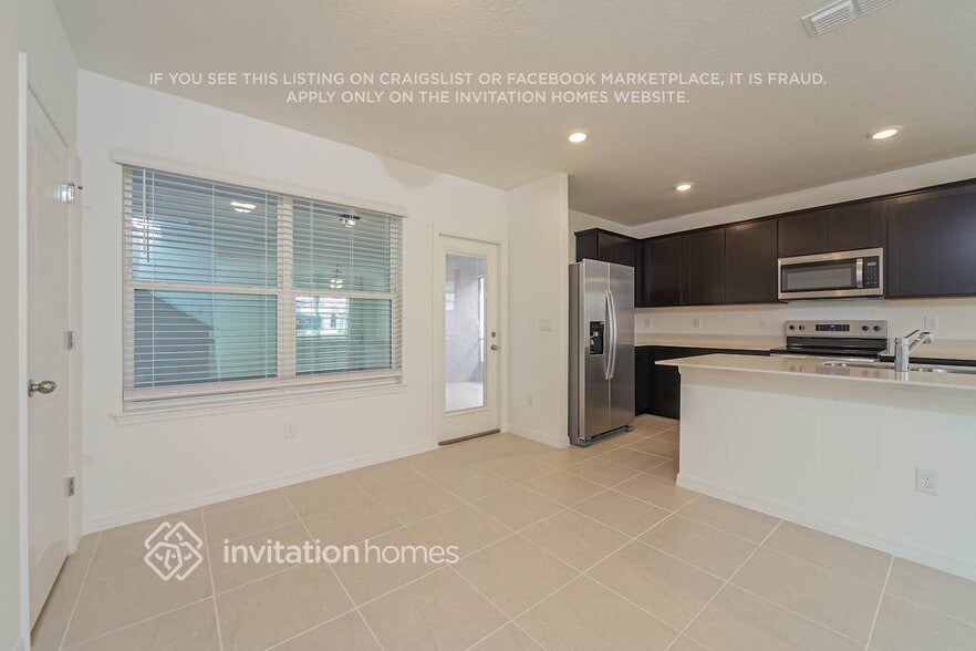 Building Photo - 5825 Sagebrush Aly