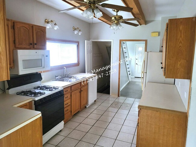 Building Photo - 1205 Crescent Ave