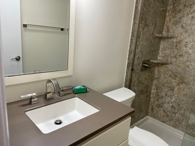 Building Photo - 3212 S Ocean Blvd