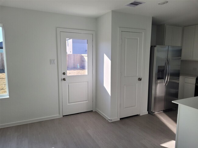 Building Photo - 9011 Arctic Rockfish Dr