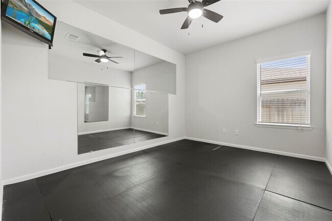 Building Photo - 5815 Jade Crest Ct