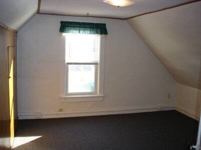 Building Photo - 716 Spruce Ave SW