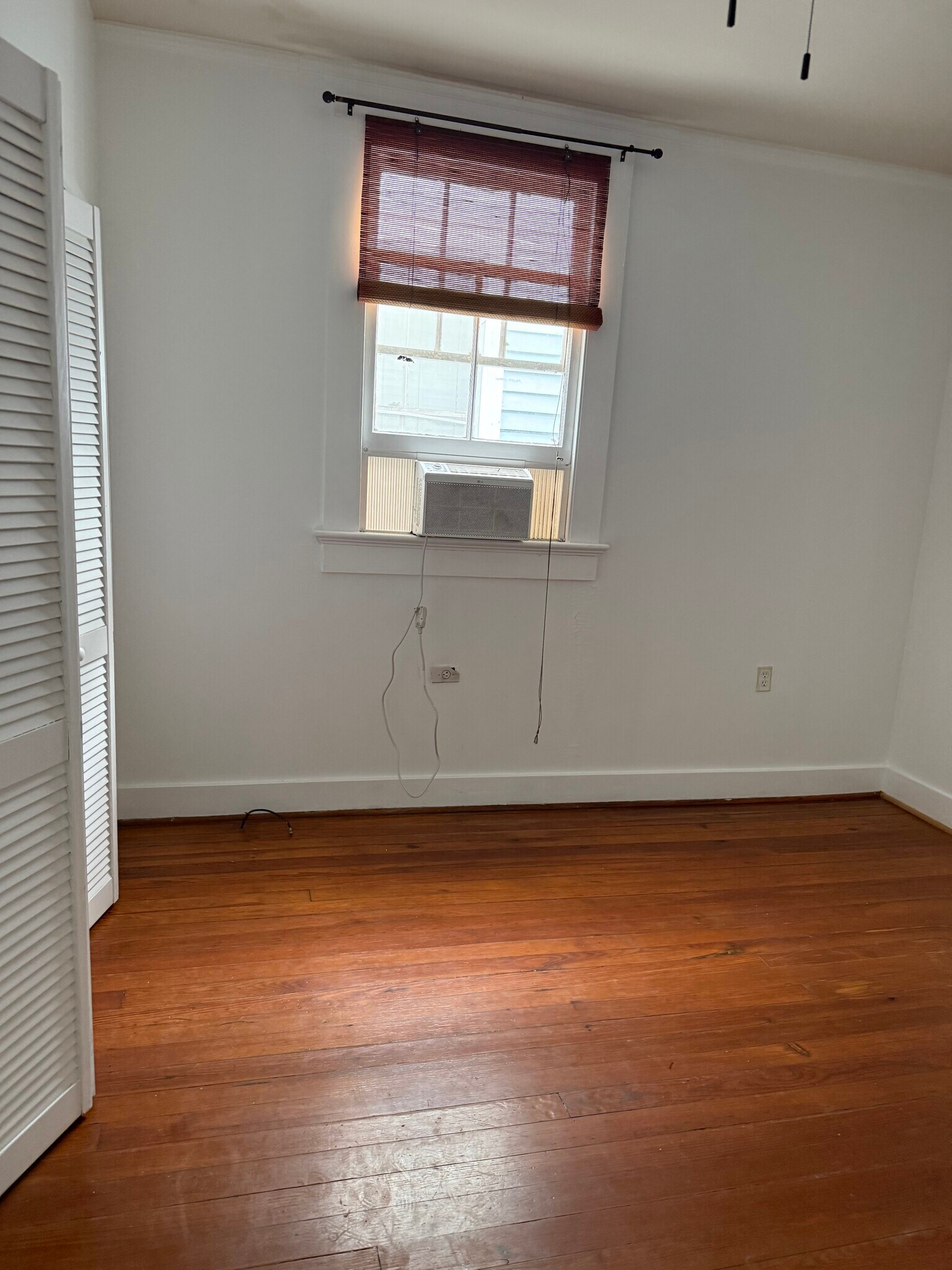 Building Photo - 731 Toledano St