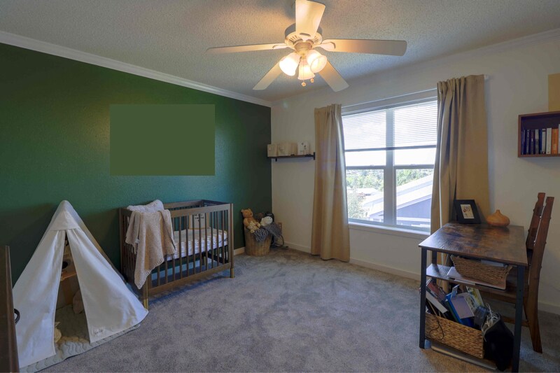 Building Photo - 2080 Oakcrest Cir