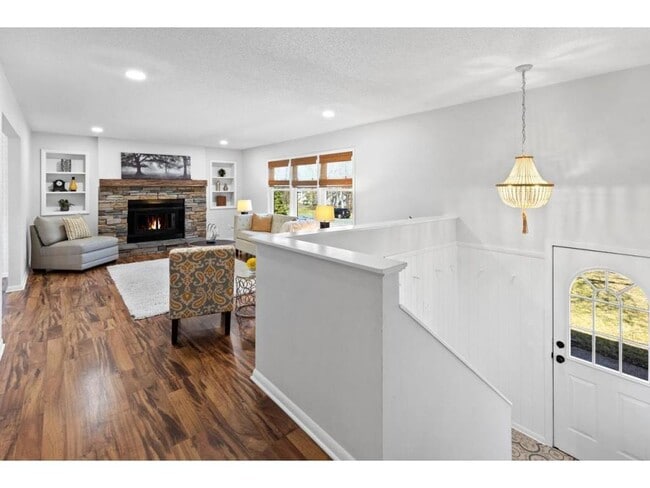 Building Photo - 25455 Nelsine Dr