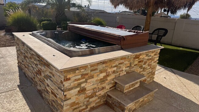 Building Photo - Furnished Pool Home Rental!!