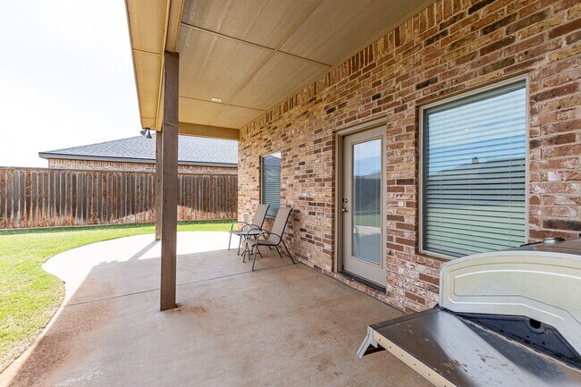 Building Photo - Luxury 4-Bedroom, 3-Bathroom Home in Kelsey Park – South Lubbock