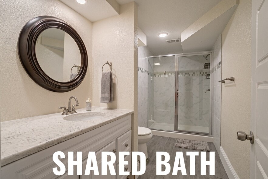 Building Photo - 10490 W Dakota Ave