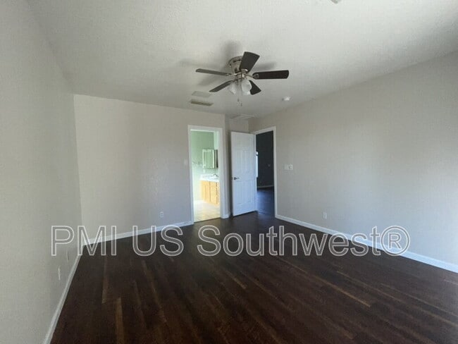 Building Photo - 2576 Ridge Run Ave