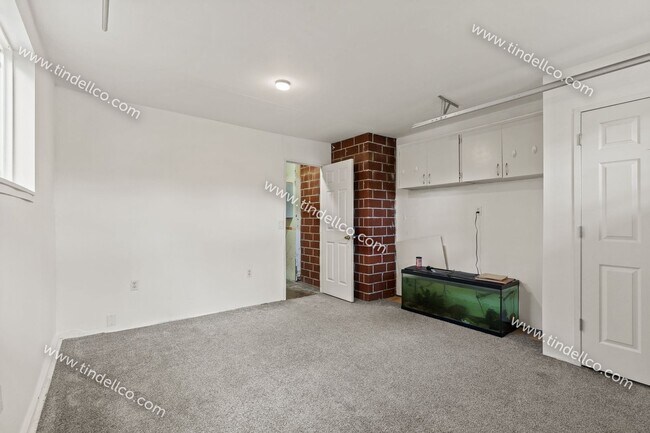 Building Photo - Gladstone Charmer | 3 Bedroom 2 Bathroom H...