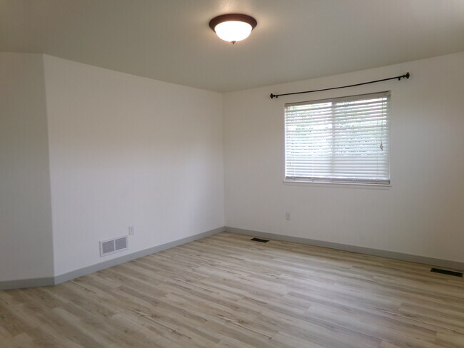 Building Photo - 2613 Bar Harbor Dr