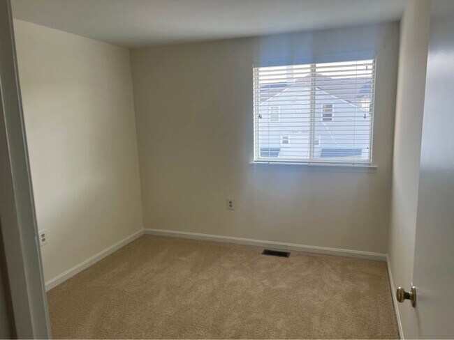 Building Photo - 4351 Pembrook Village Dr