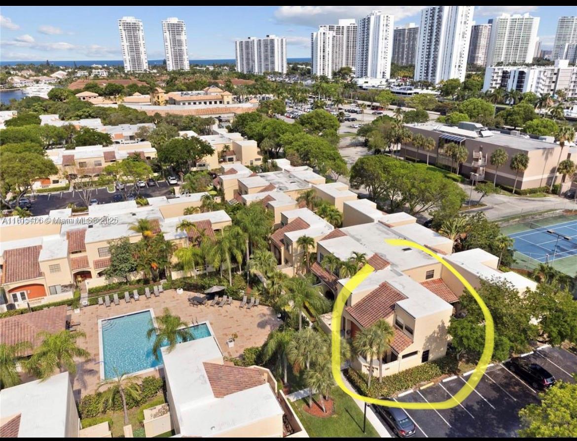 Building Photo - 20903 Leeward Ct