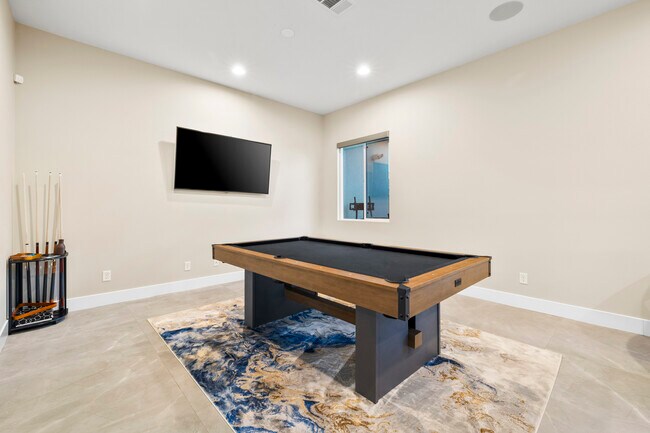 Building Photo - 8396 Sweetwater Creek Way