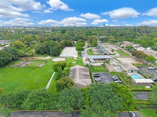 Building Photo - 4930 S University Dr