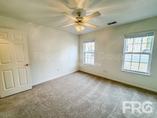 Building Photo - 4270 Williamsbrook Ln