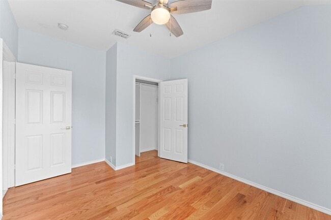 Building Photo - 6903 Hawaii Ln